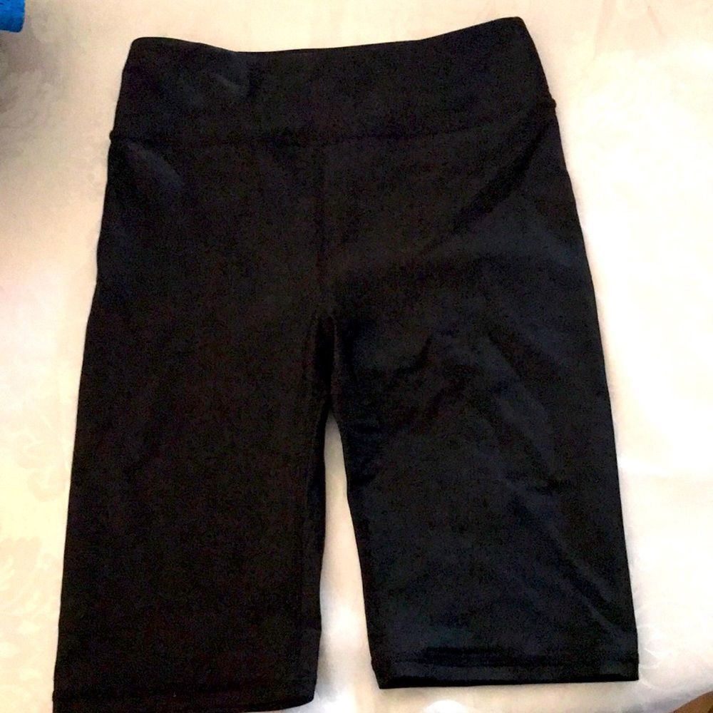 Electric Yoga-Compression Shorts-Size Small EUC
